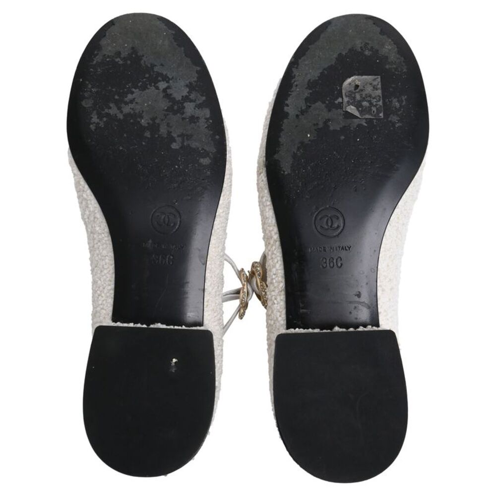 Chanel CC Tweed Mary Jane Ballet Flats in White Cotton - Picture 6 of 11